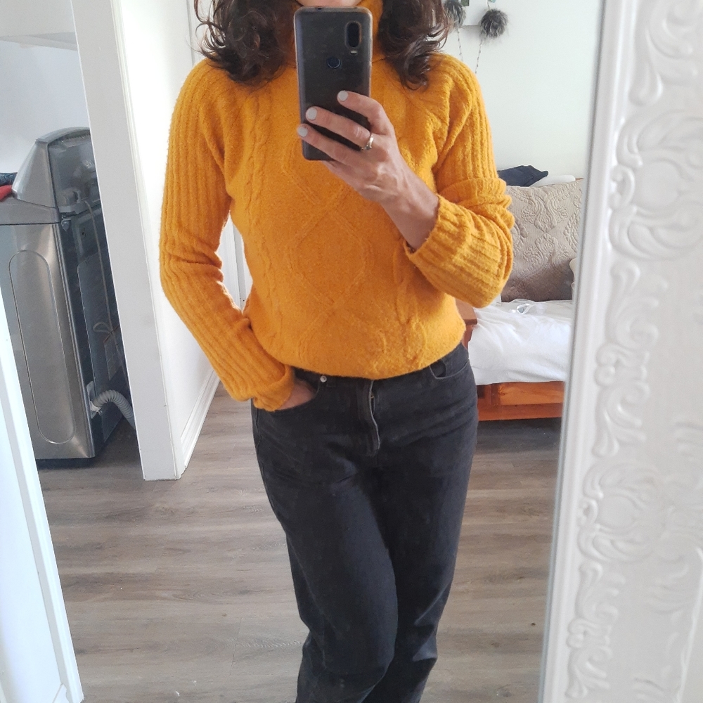 Mustard Sweater - Picture 6 of 8